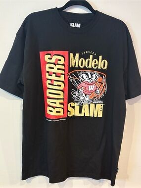 SLAM x Modelo Wisconsin Badgers Basketball Vintage Style Graphic Tee Large
